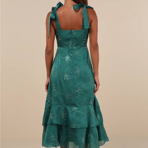 NWT Lulus Elegant Green Embroidered Ruffled Tie-Strap Midi Dress - Picture 3 of 8